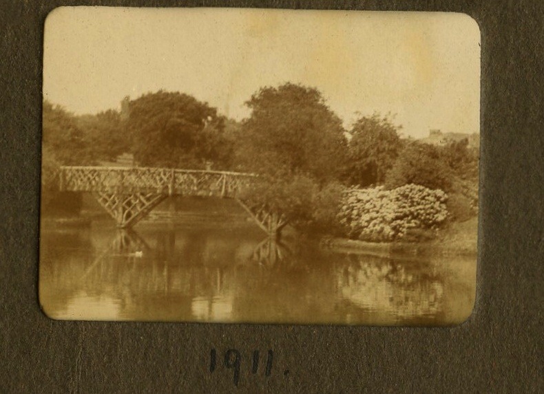 [Jones019bridge[3].jpg]